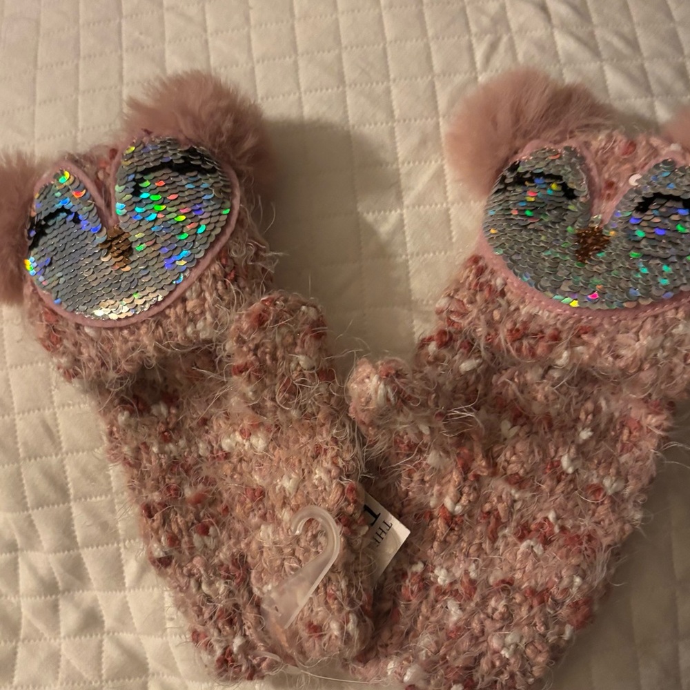 The Children's Place Pink Fuzzy Mittens with Sequin Hearts that reverse to sleep